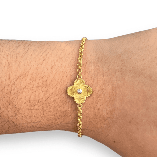 Pulseira - Trevo único Dourado ponto de luz  - Joia Banhada A Ouro 18K