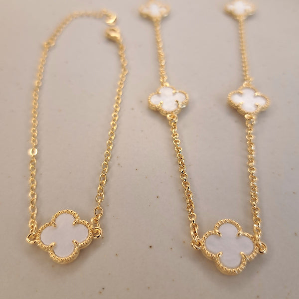 Conjunto - Colar + Pulseira Trevo Madrepérola - Joia banhada a Ouro 18k